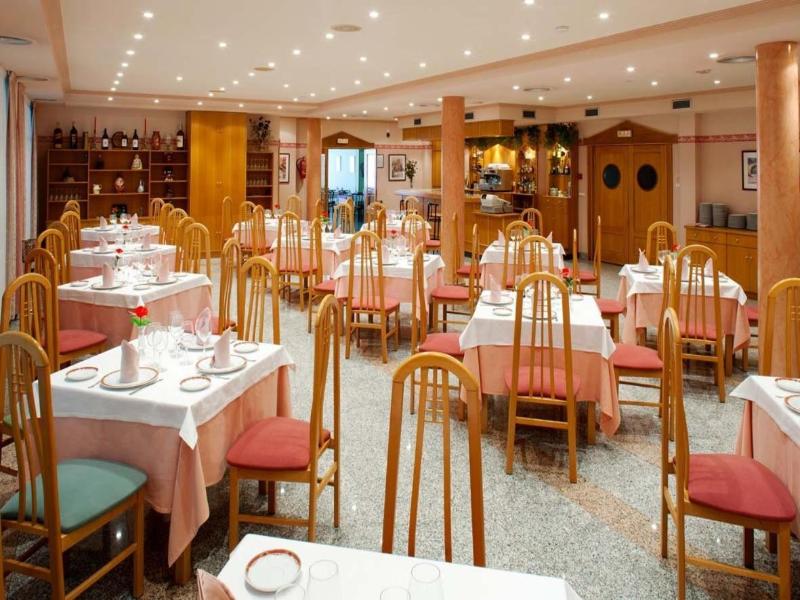 Hotel Rio Cabia image