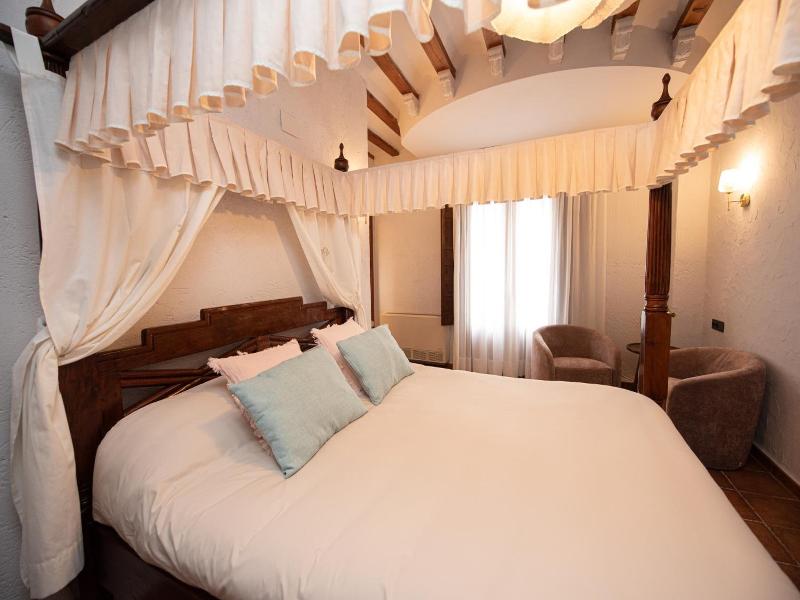 Hotel Caseta Nova image