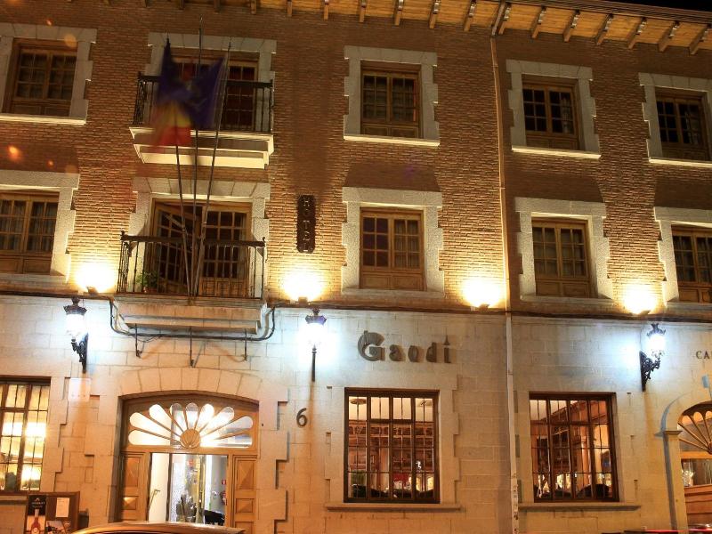 Hotel Gaudi image