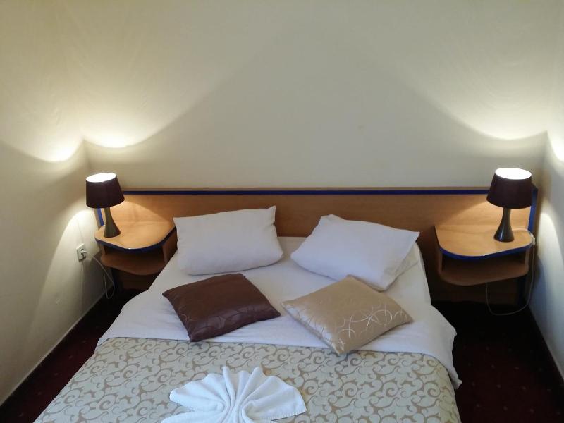 Hotel Galerija image