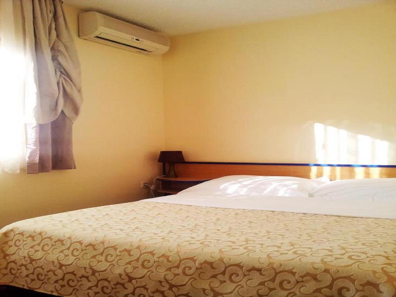 Hotel Galerija image