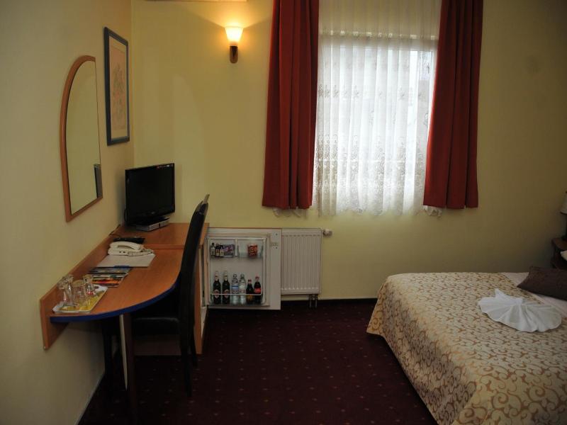 Hotel Galerija image
