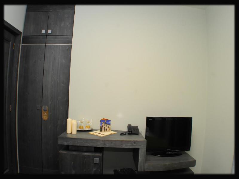 Hotel Diafan image