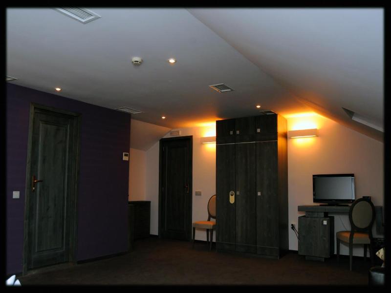 Hotel Diafan image