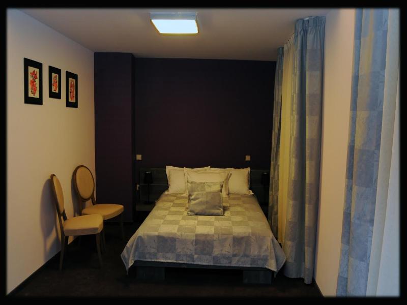 Hotel Diafan image