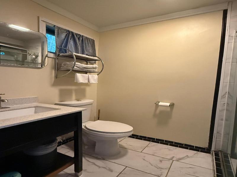 Hamilton Inn Sturbridge image