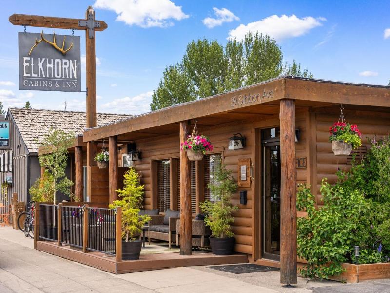 Elkhorn Cabins And Inn image