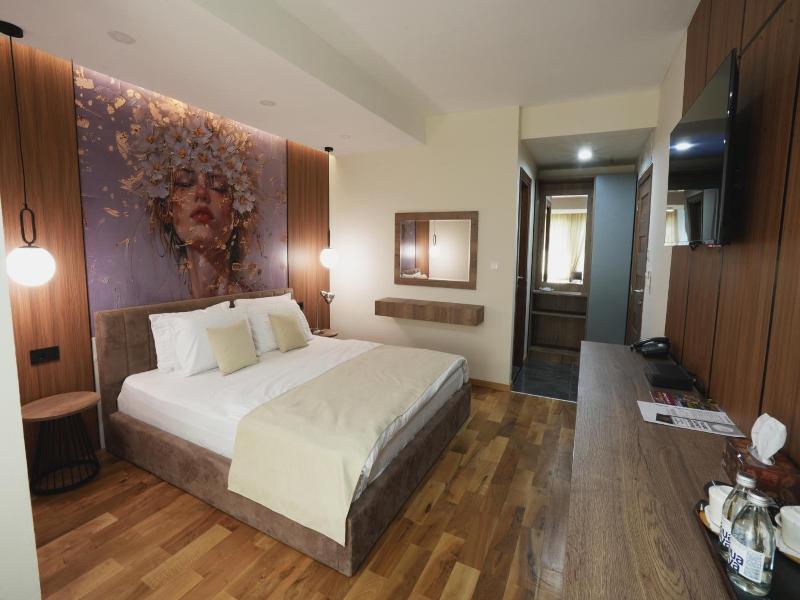 Hotel City In