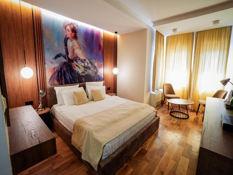 Hotel City In