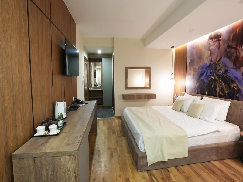 Hotel City In