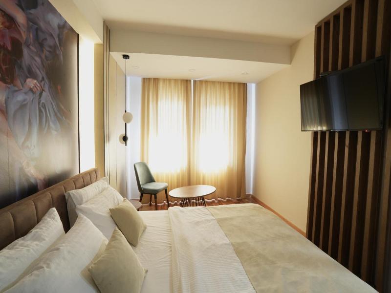 Hotel City In