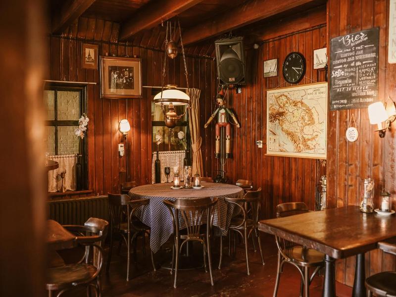 Hotel Restaurant Cafe Geertien image