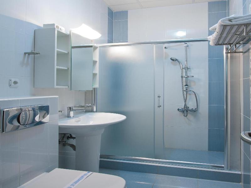 Green Center Gili image