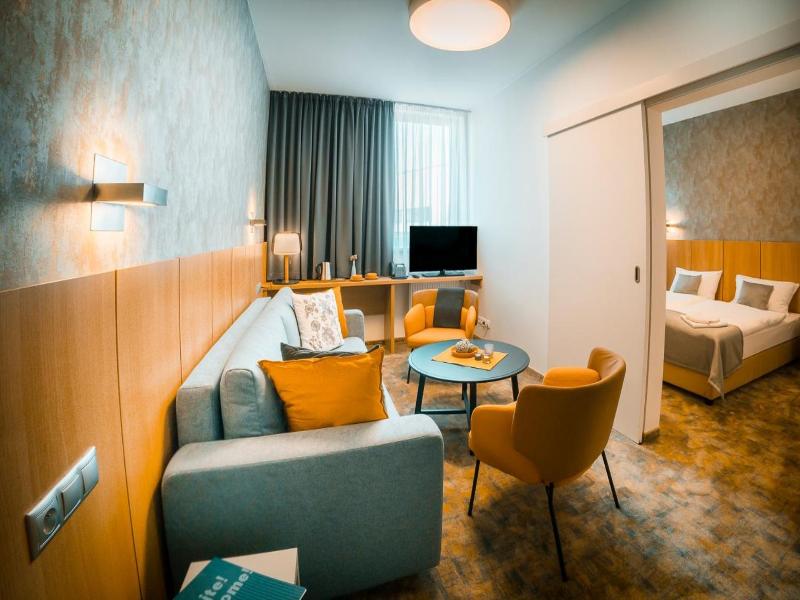 Hotel Arena image