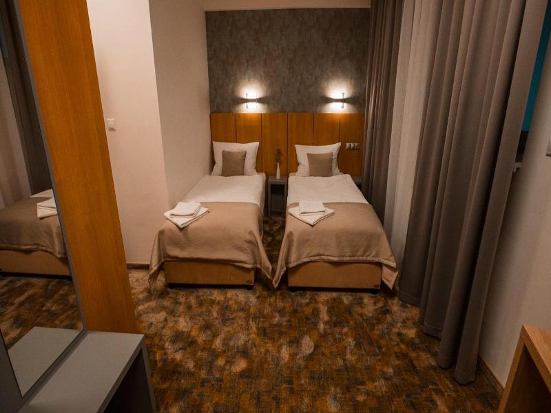 Hotel Arena image