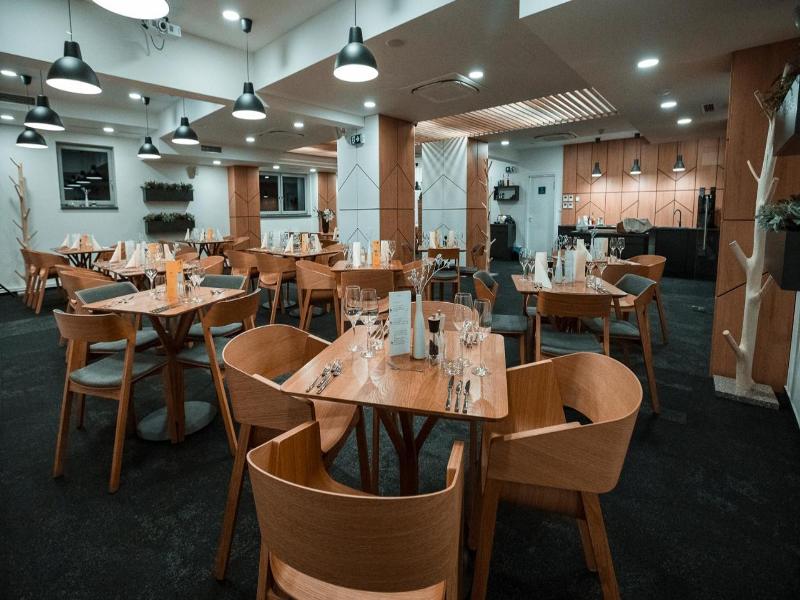 Hotel Arena image