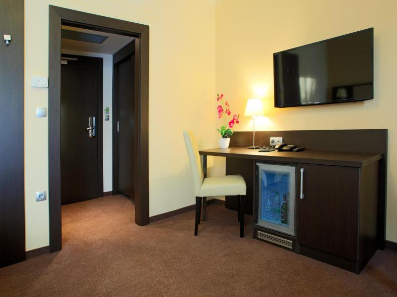 Casino Hotel Admiral Ptuj image