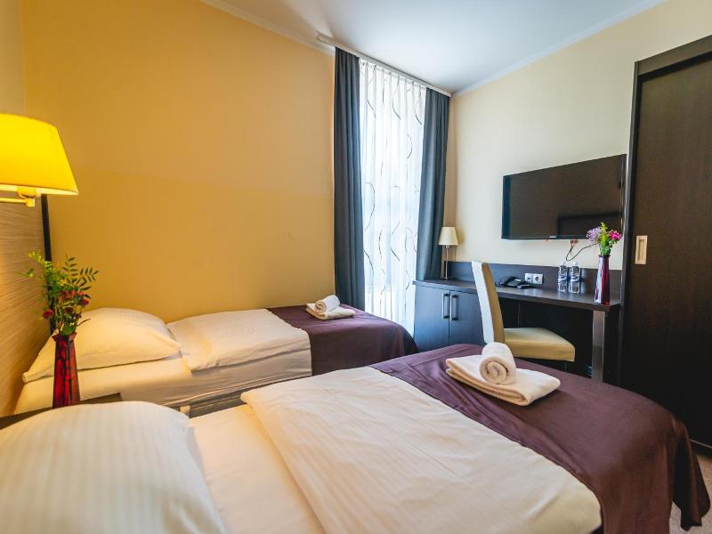 Casino Hotel Admiral Ptuj image