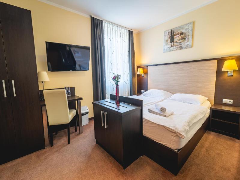 Casino Hotel Admiral Ptuj image