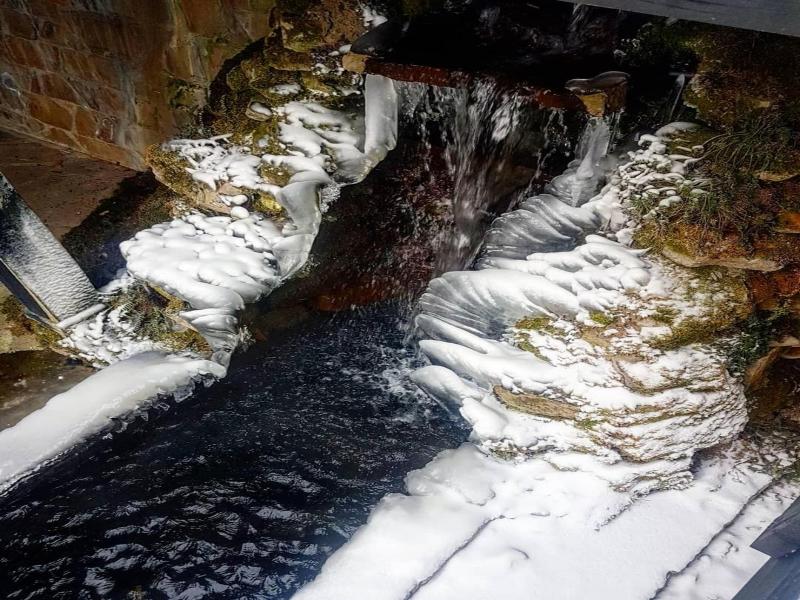 Podu Cu Lanturi image