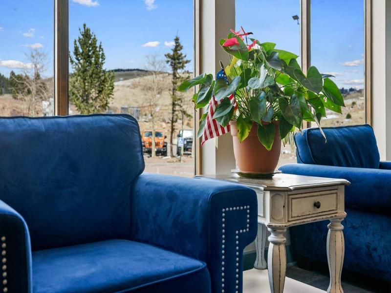 Gold King Mountain Inn