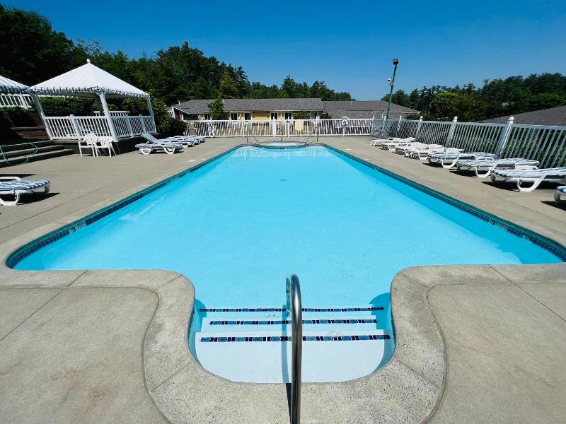 Colonel Williams Resort And Suites image