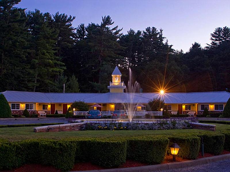 Colonel Williams Resort And Suites image