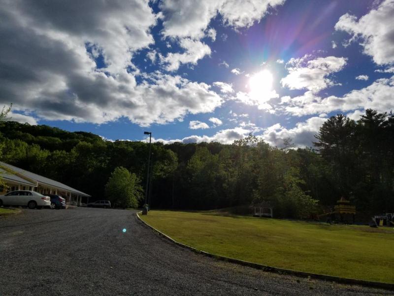 Colonel Williams Resort And Suites image