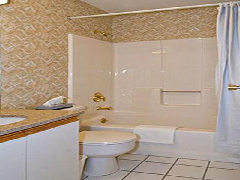 Colonel Williams Resort And Suites image