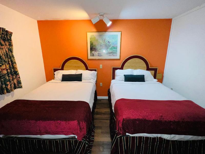 Colonel Williams Resort And Suites image