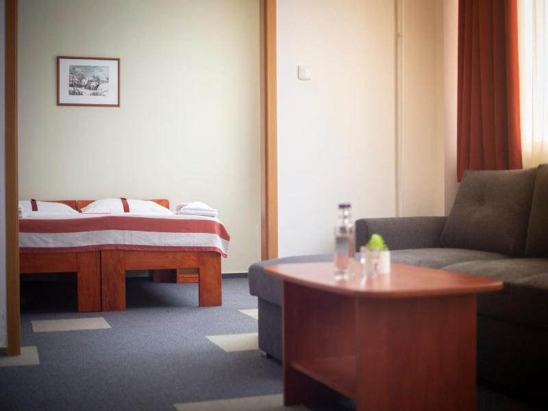 Fordan Hotel Pecs image
