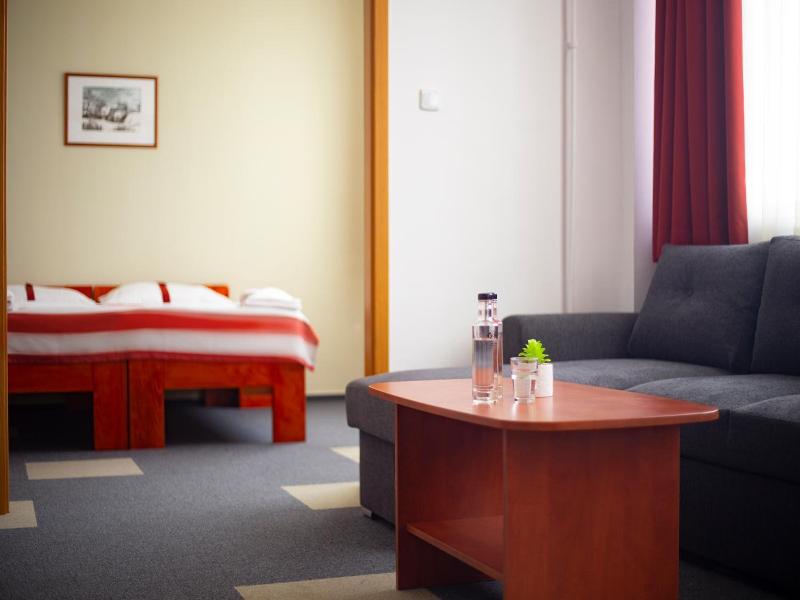 Fordan Hotel Pecs image