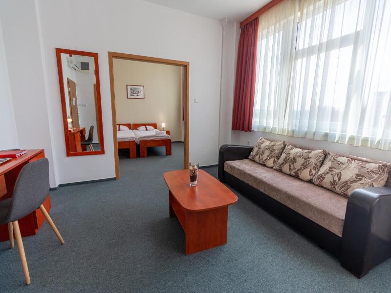 Fordan Hotel Pecs image