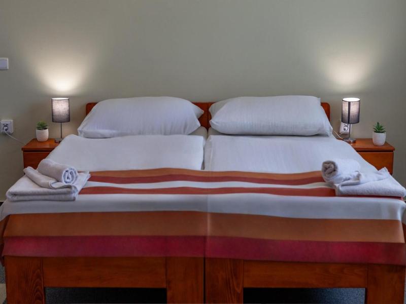Fordan Hotel Pecs image