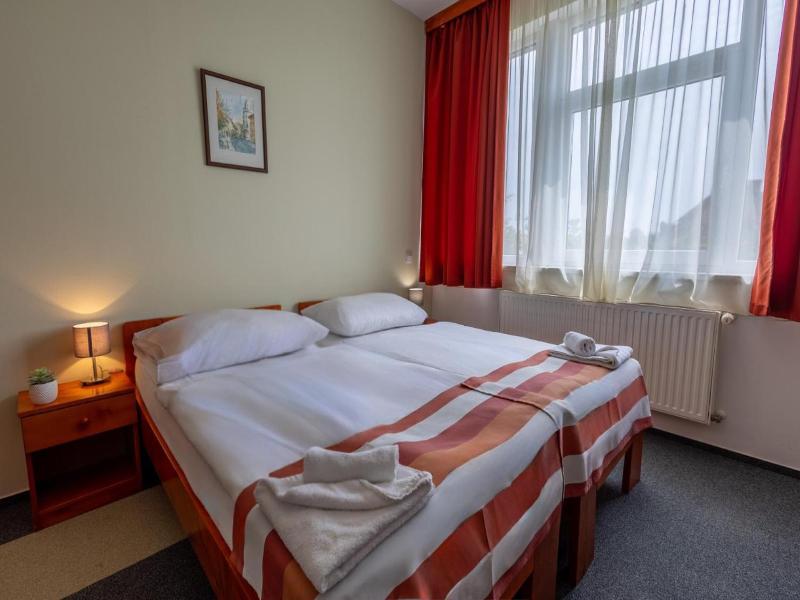 Fordan Hotel Pecs image