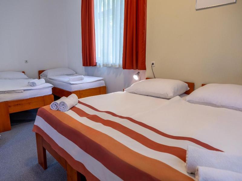 Fordan Hotel Pecs image