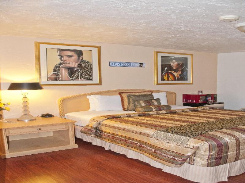 El Trovatore Motel, Kingman