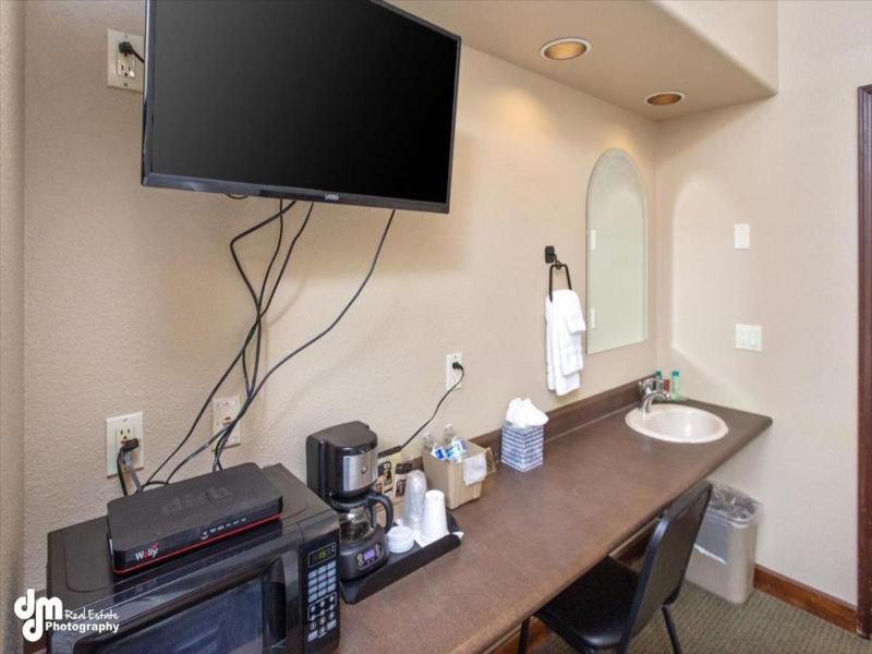 Kenai Airport Hotel image