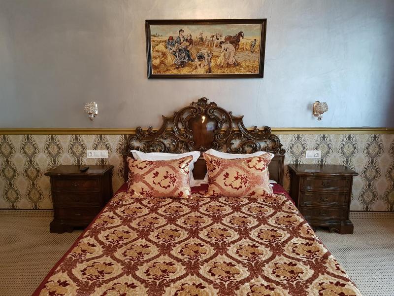 Nf Palace Old City Bucharest image