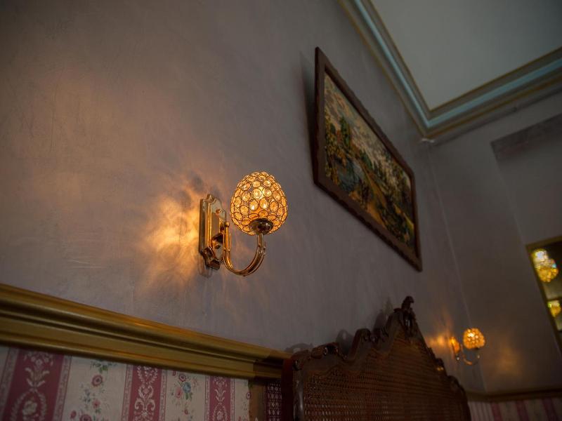 Nf Palace Old City Bucharest image