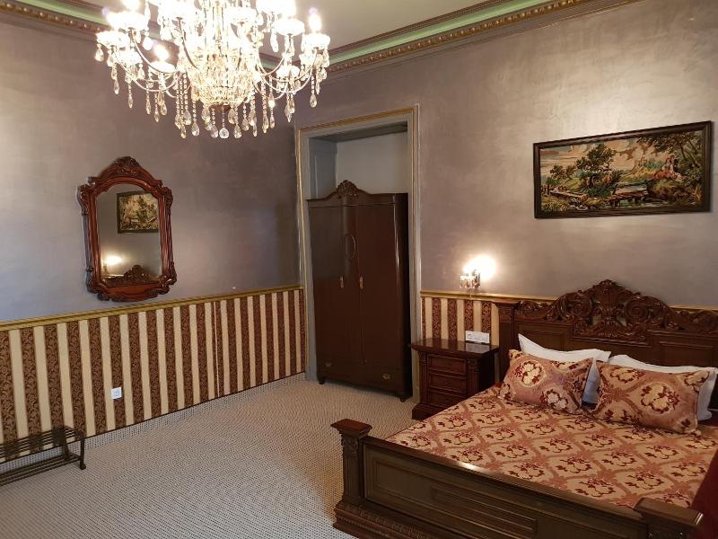 Nf Palace Old City Bucharest image