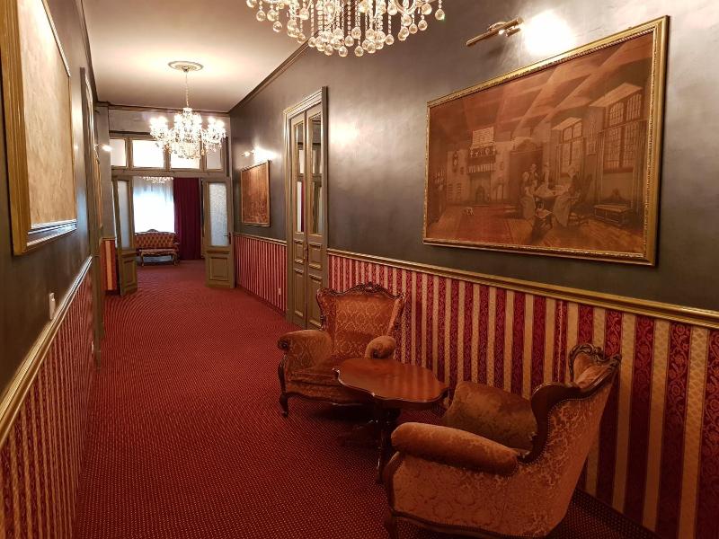 Nf Palace Old City Bucharest image