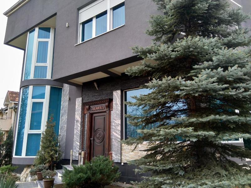 Garni Hotel Lama image