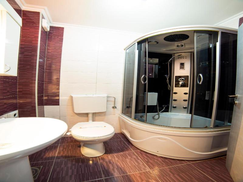 Garni Hotel Lama image