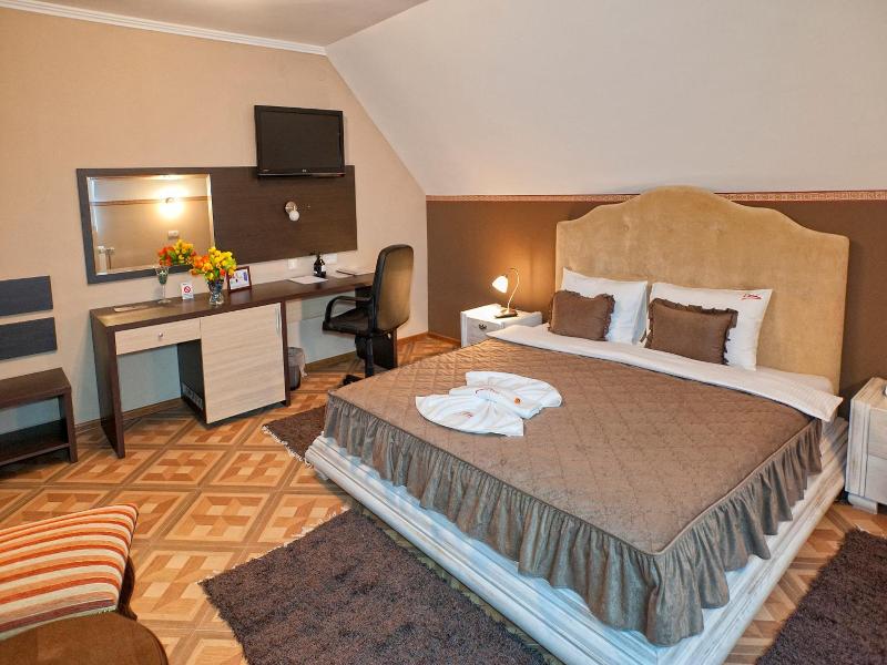 Garni Hotel Lama image