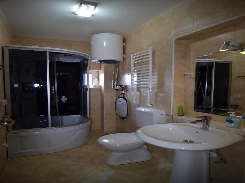 Garni Hotel Lama image