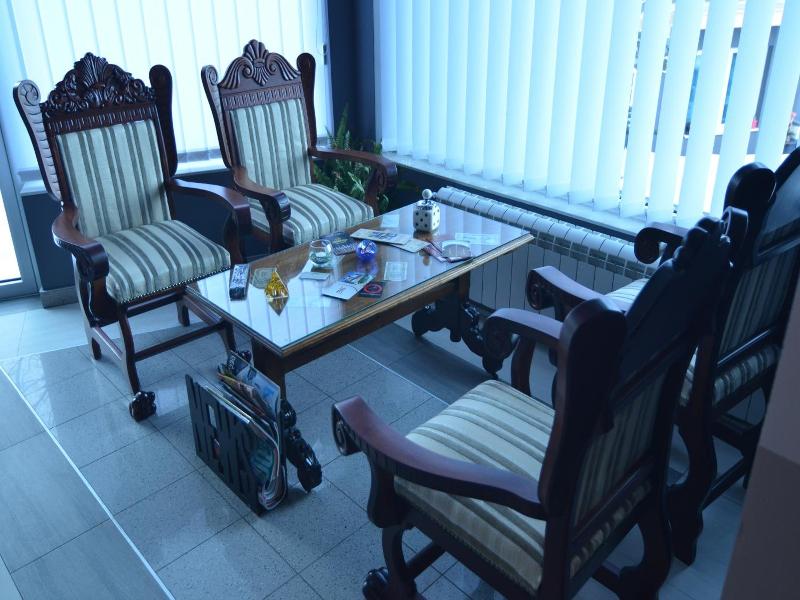 Garni Hotel Lama image