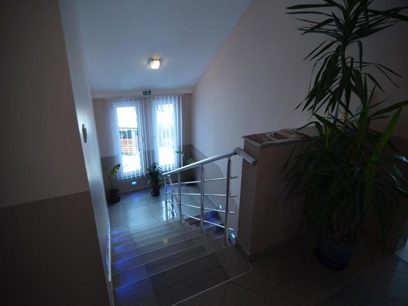 Garni Hotel Lama image