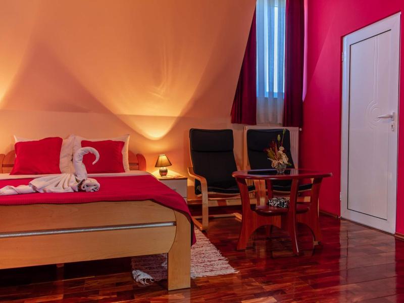 Garni Hotel Lama image