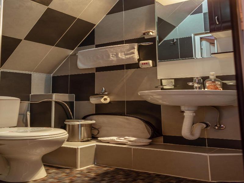 Garni Hotel Lama image